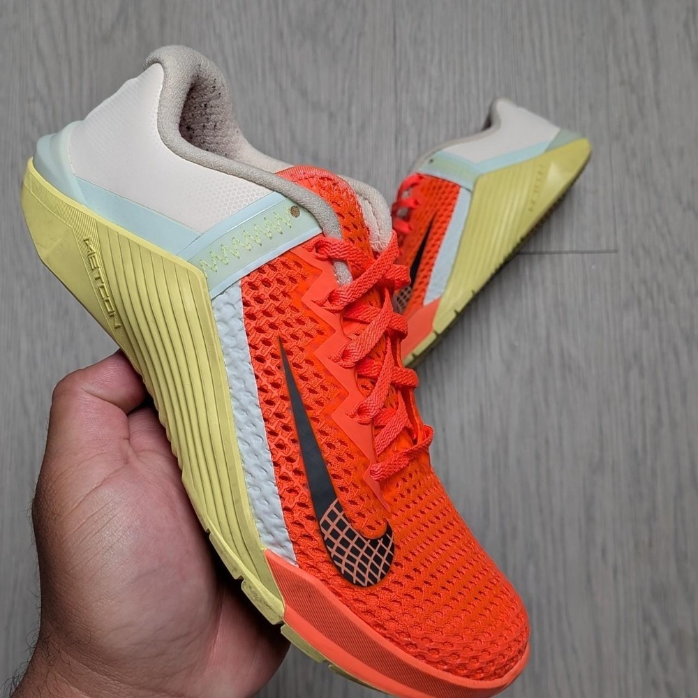 Nike Metcon 6‎ Women's Size 5.5 Training Shoes - Orange/Yellow AT3160-800
